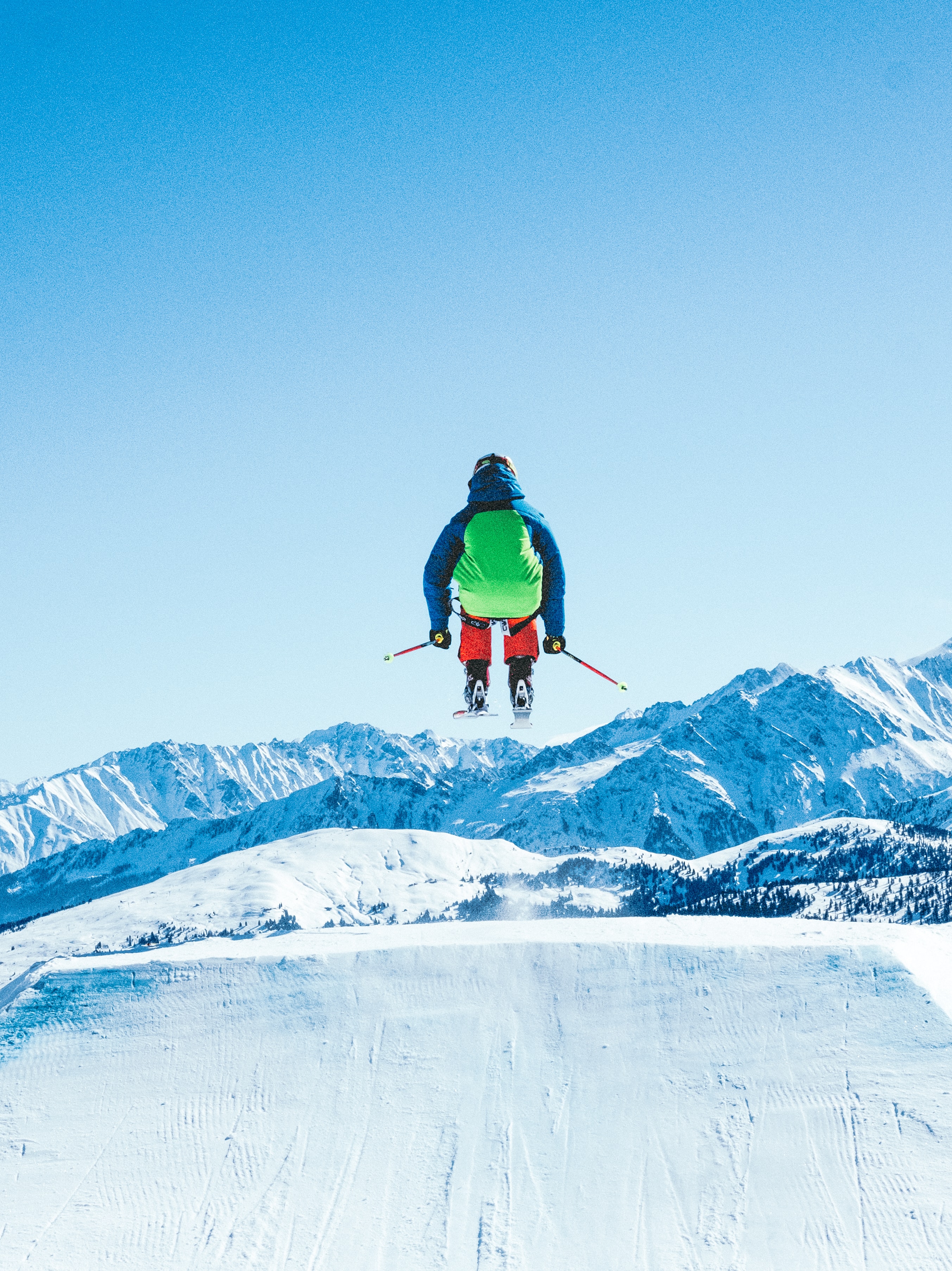 A ski jumper