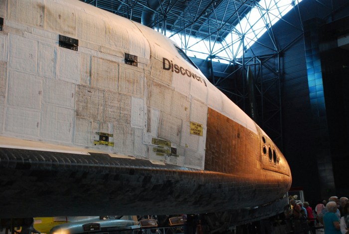 Photograph of the front of one side of Space Shuttle Discovery 