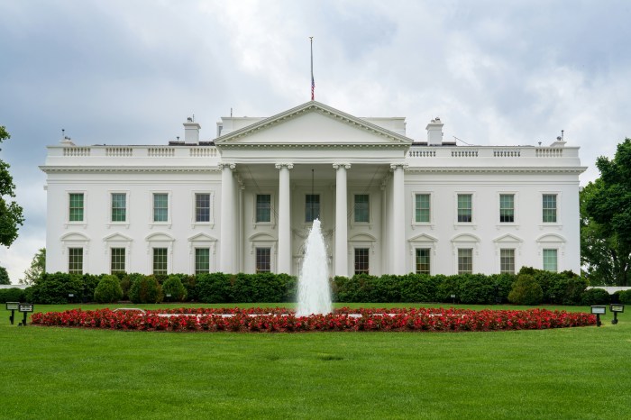 Photo of the White House, Washingon, D.C.